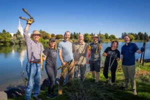 Melaleuca employees volunteering with local parks and recreation departments